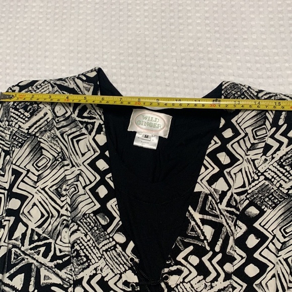 Black and white print dress with short sleeves oval neck line Fit and flare - Picture 13 of 14